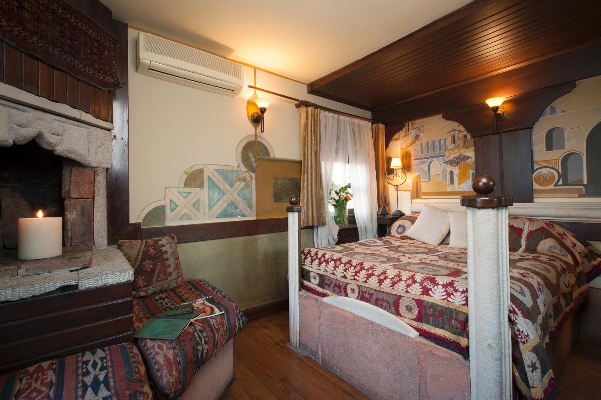 Hotel Empress Zoe — Photos 1